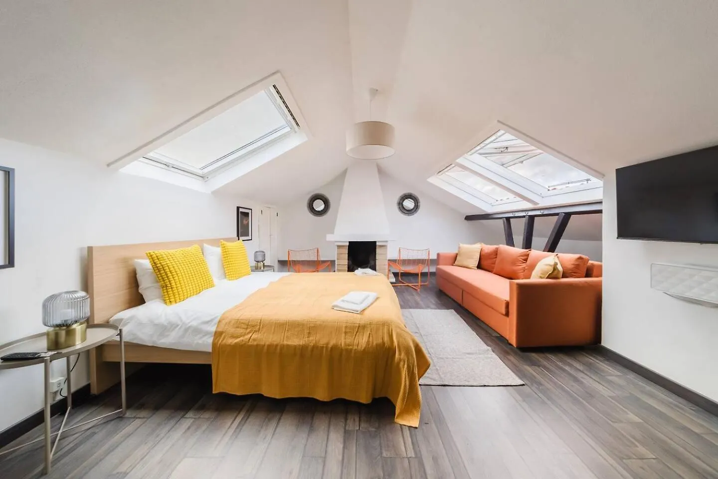 Ferienwohnung Group-Friendly 4Br Lisbon Duplex Castle View Apartment