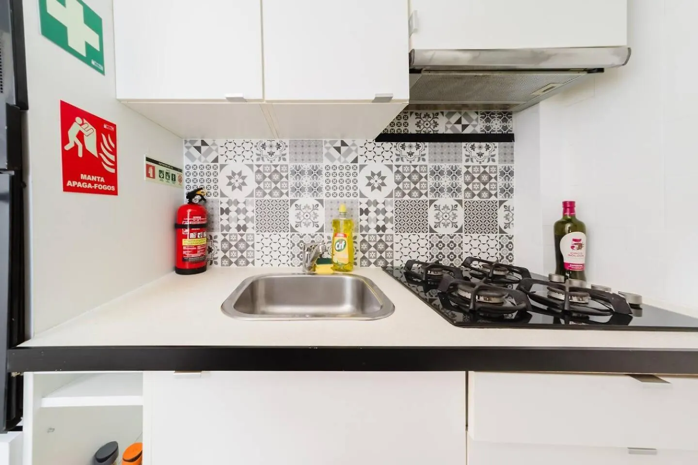 Group-Friendly 4Br Lisbon Duplex Castle View公寓