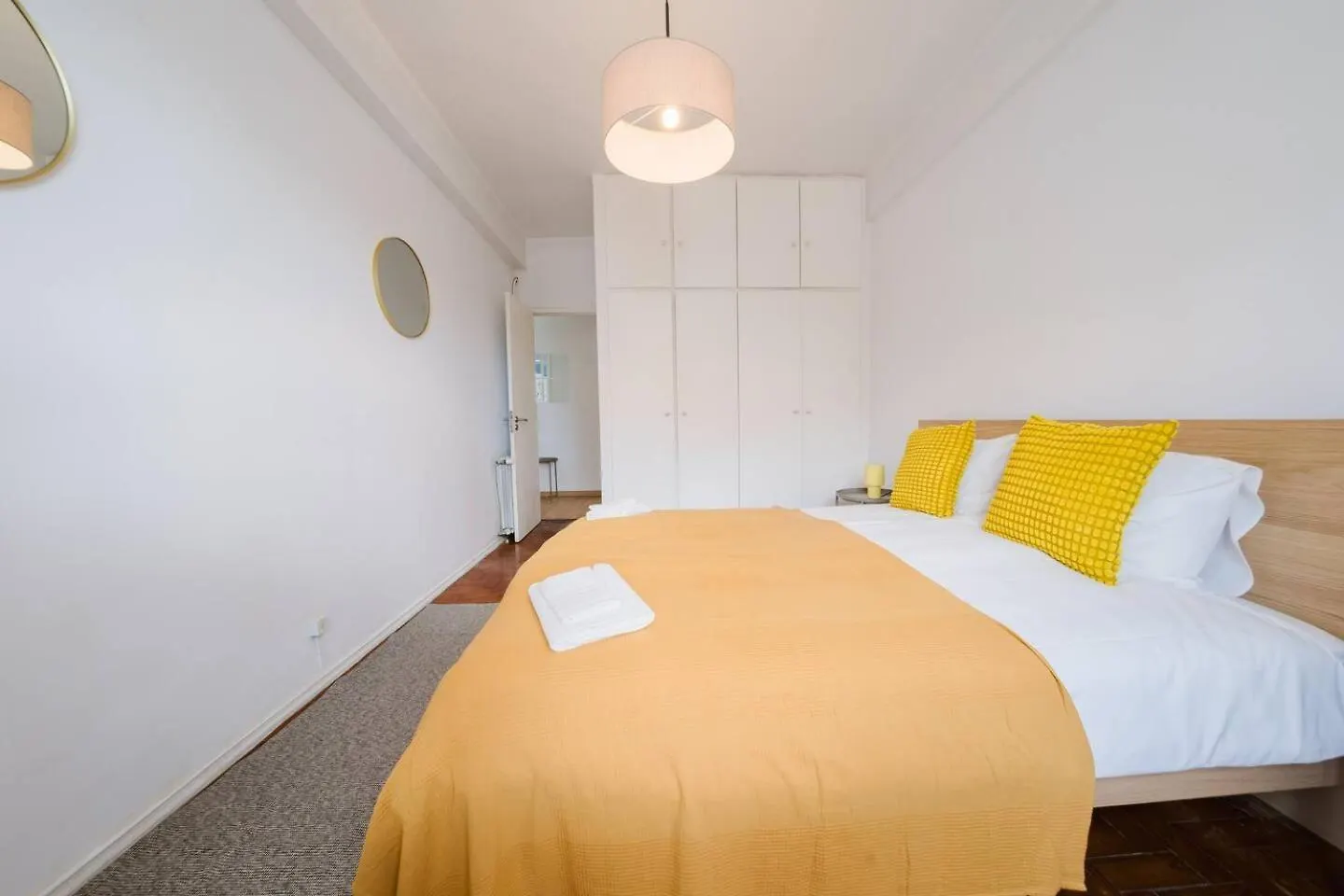 Group-Friendly 4Br Lisbon Duplex Castle View公寓 葡萄牙